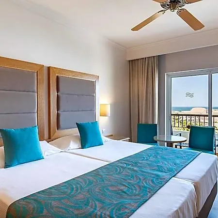 Hotel 3hb Guarana 4*
